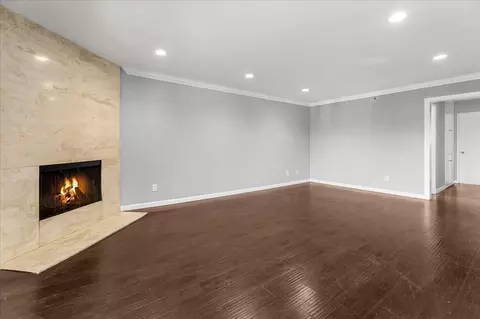 5232 Fairview Blvd, Ladera Heights, CA 90056
