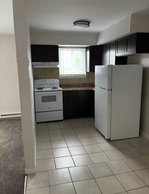 652 W Montgomery St, Allentown, PA 18103