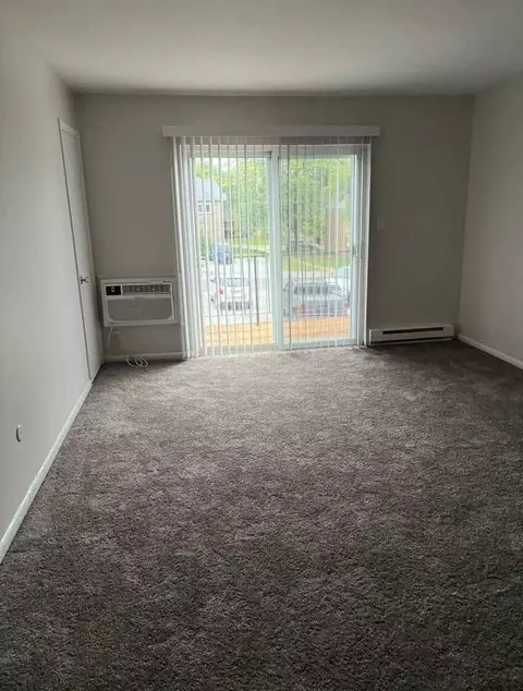 652 W Montgomery St, Allentown, PA 18103