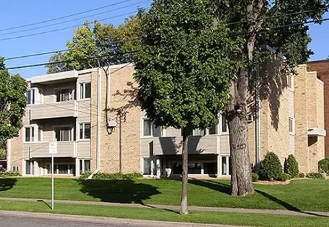 701 University Ave SE, Minneapolis, MN 55414