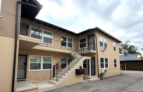 7123 Hazeltine Ave, Los Angeles, CA 91405
