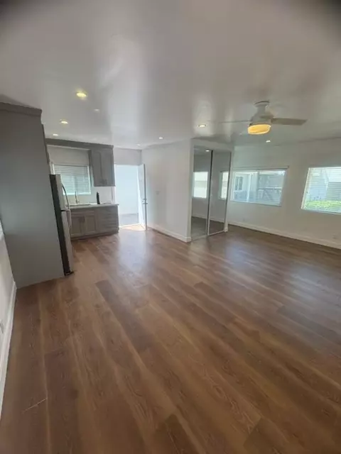 1160 Manhattan Beach Blvd, Manhattan Beach, CA 90266