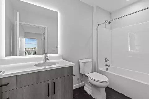 1421 Harvard Ave, Seattle, WA 98122 photo 33