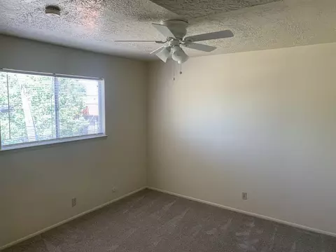 1431 Girard Blvd NE, Albuquerque, NM 87106