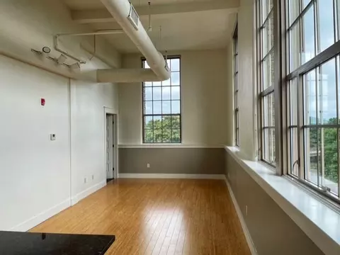 42 S Washington St, Rochester, NY 14608