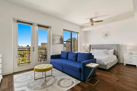 Bowen St, Dallas, TX 75204