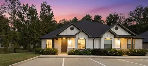 2151 E Grande Blvd, Tyler, TX 75703