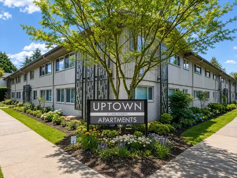 295 3rd St, Lake Oswego, OR 97034