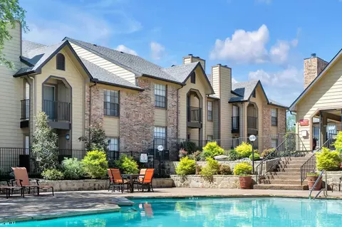 1814 Estrada Pkwy, Irving, TX 75061 photo 14