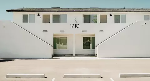 1710 N 31st St, Phoenix, AZ 85008