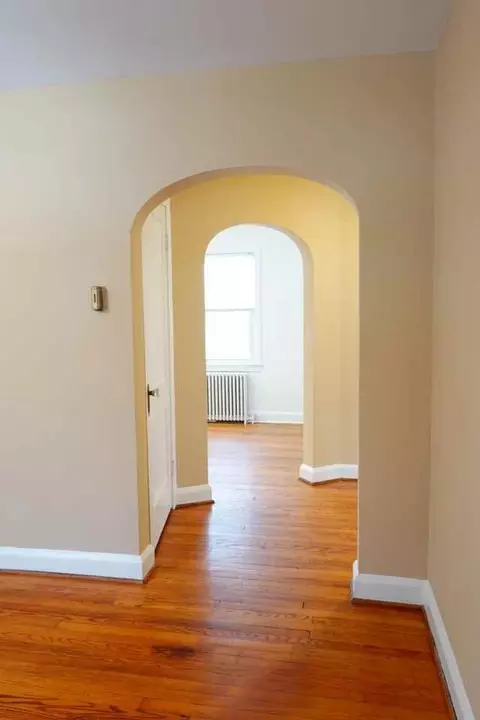 8207 Garland Ave, Takoma Park, MD 20912