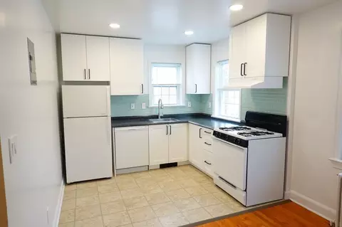 8207 Garland Ave, Takoma Park, MD 20912