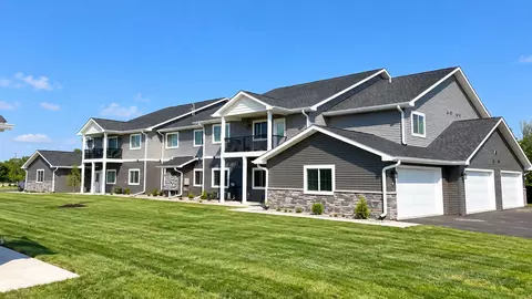 216 218 Independence Dr #216-216, Elk Mound, WI 54739