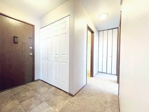 605 505 525 605 705 Park St, Minot, ND 58701 photo 17