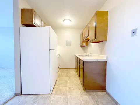 605 505 525 605 705 Park St, Minot, ND 58701 photo 14