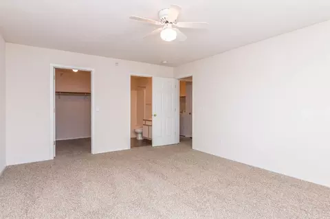 7472 157th St W, Apple Valley, MN 55124
