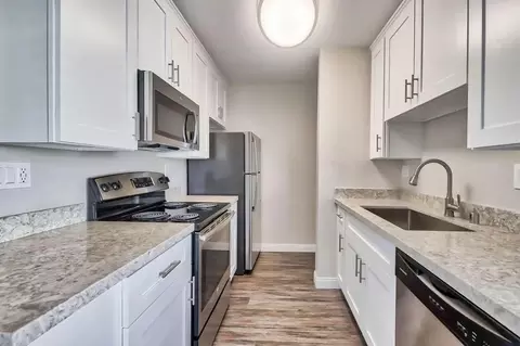 357 Chestnut Ave, Carlsbad, CA 92008