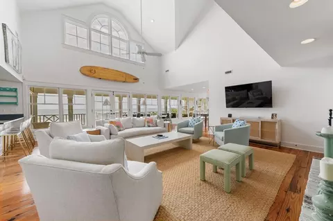 1277 Debordieu Blvd, Georgetown, SC 29440