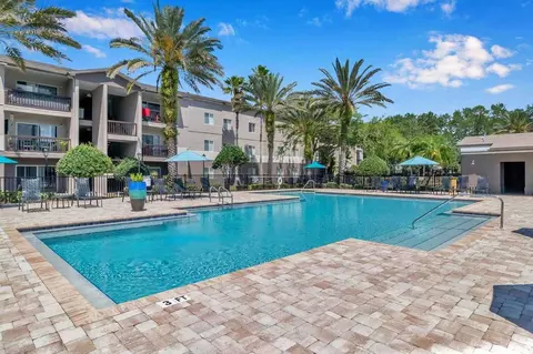 8802 Brennan Cir, Tampa, FL 33615 photo 7