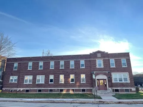 471 High Ave, Oshkosh, WI 54901