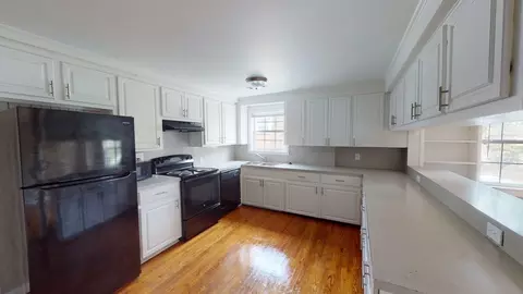 198 Trivers Dr, Moncks Corner, SC 29461