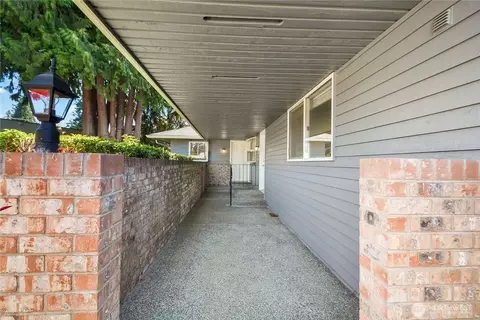 8021 55th Ave NE, Marysville, WA 98270