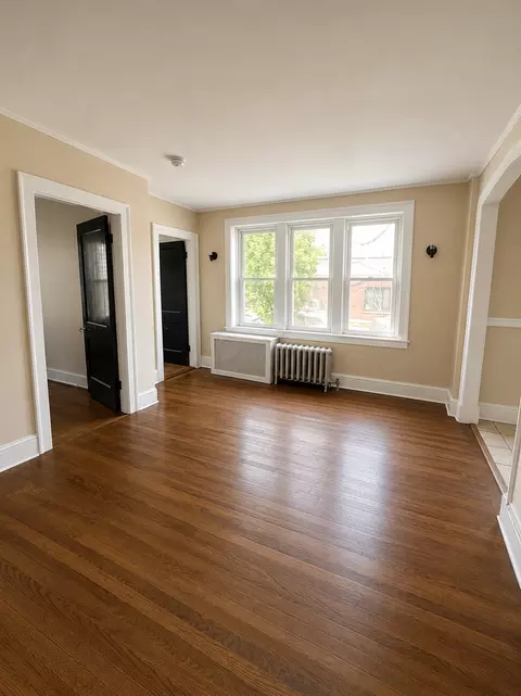 176 Lafayette St, Salem, MA 01970