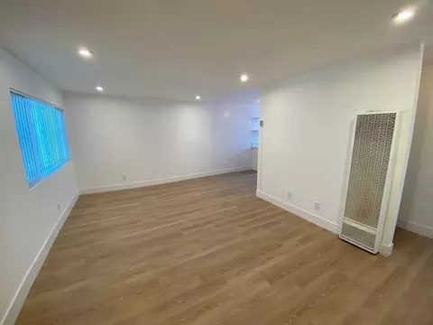3900 W 1st St, Los Angeles, CA 90004