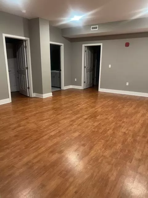 300 W Fayette St, Baltimore, MD 21201