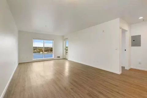 2727 Eastlake Ave E, Seattle, WA 98102