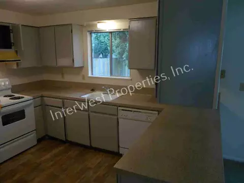 6625 6627 Sw 201st Ct #6625-6625, Aloha, OR 97078 photo 2