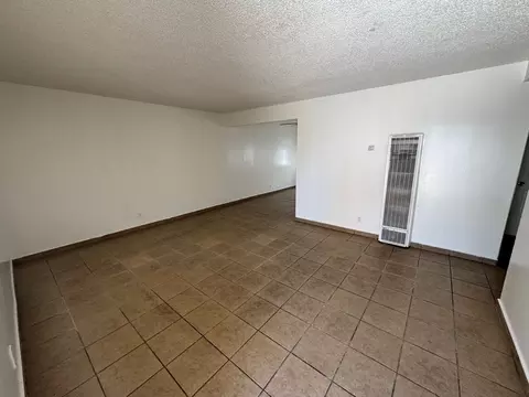 501 E Hurst St, Covina, CA 91723