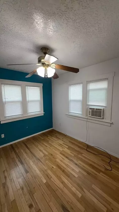 1521 Gold Ave SE, Albuquerque, NM 87106