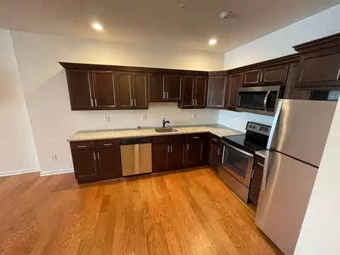 99 Pine St, Albany, NY 12207