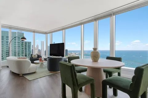 1000 S Michigan Ave, Chicago, IL 60605