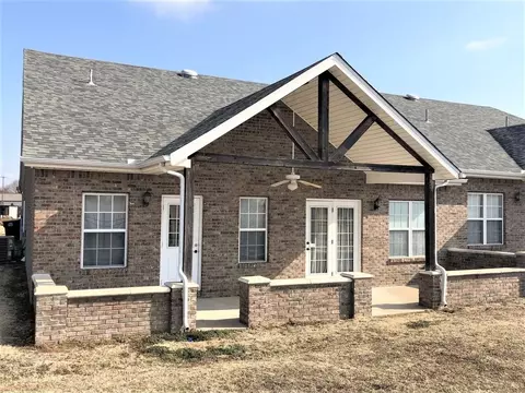 10700 Douglas Cir, Jenks, OK 74037