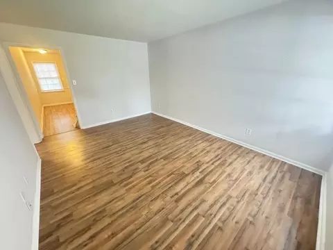 400 Stockton St, Statesville, NC 28677
