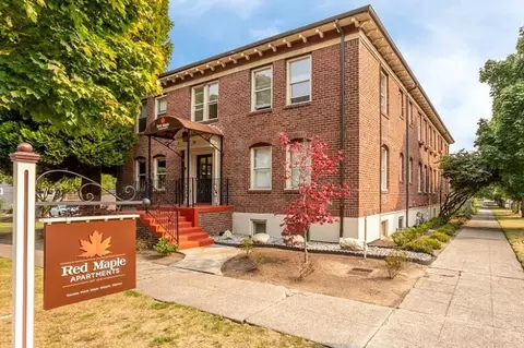 1122 N 6th St, Tacoma, WA 98403