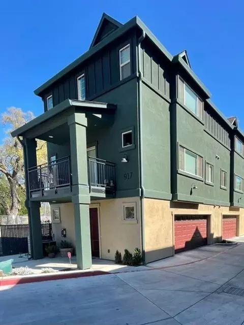 917 W Sacramento Ave, Chico, CA 95926
