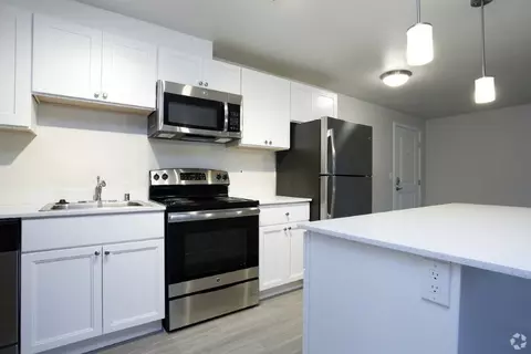 115 Bloomington Ave, Bremerton, WA 98312