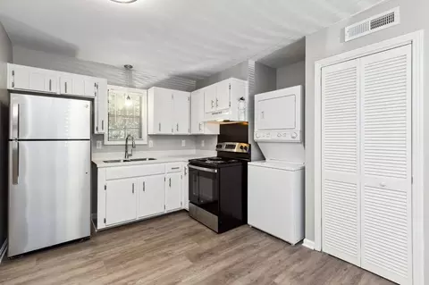 103 Hart Ln, Nashville, TN 37207