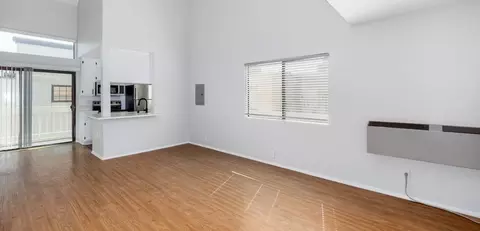 132 S Clark Dr, Los Angeles, CA 90048