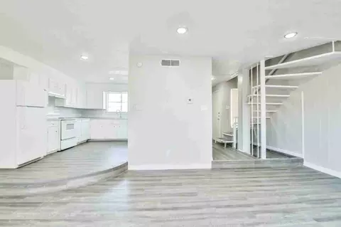 5202 Kenosha Ave, Lubbock, TX 79413 photo 8