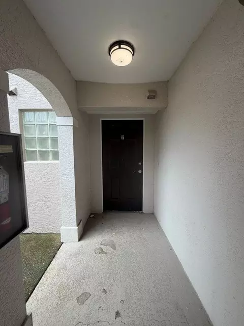 4704 Skyline Blvd, Cape Coral, FL 33914
