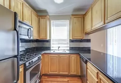 960 Doubles Dr, Santa Rosa, CA 95407