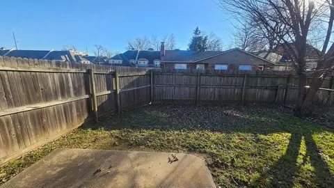 3220 E 47th St, Tulsa, OK 74105 photo 23