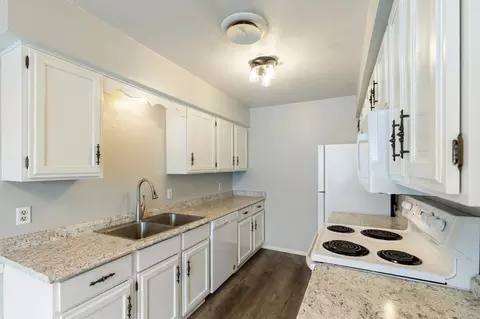 3220 E 47th St, Tulsa, OK 74105 photo 7