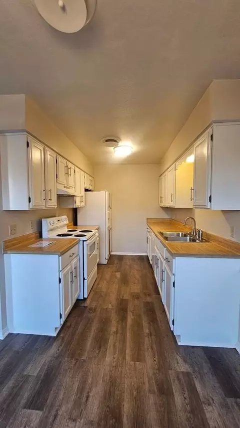 3220 E 47th St, Tulsa, OK 74105 photo 7