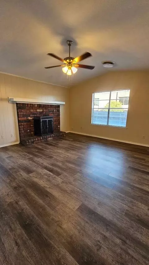 3220 E 47th St, Tulsa, OK 74105 photo 3