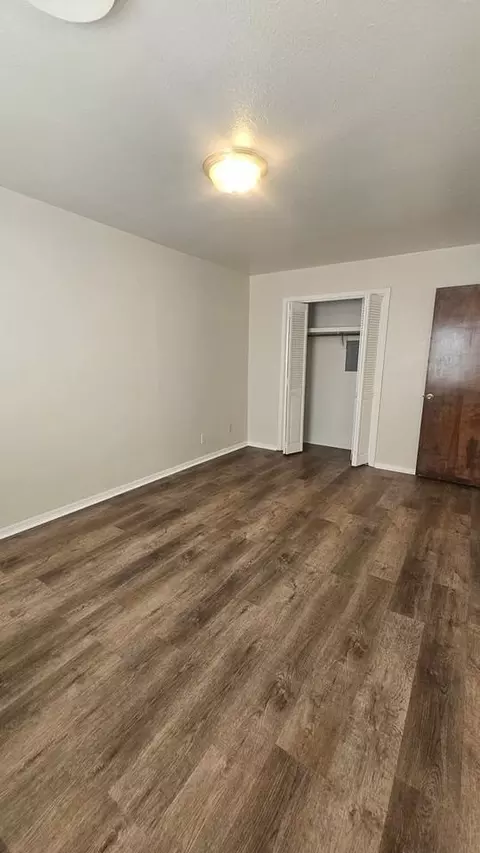 3220 E 47th St, Tulsa, OK 74105 photo 13